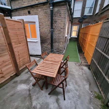 Spacious 2 Bedroom House In Central London With Garden Экстерьер фото
