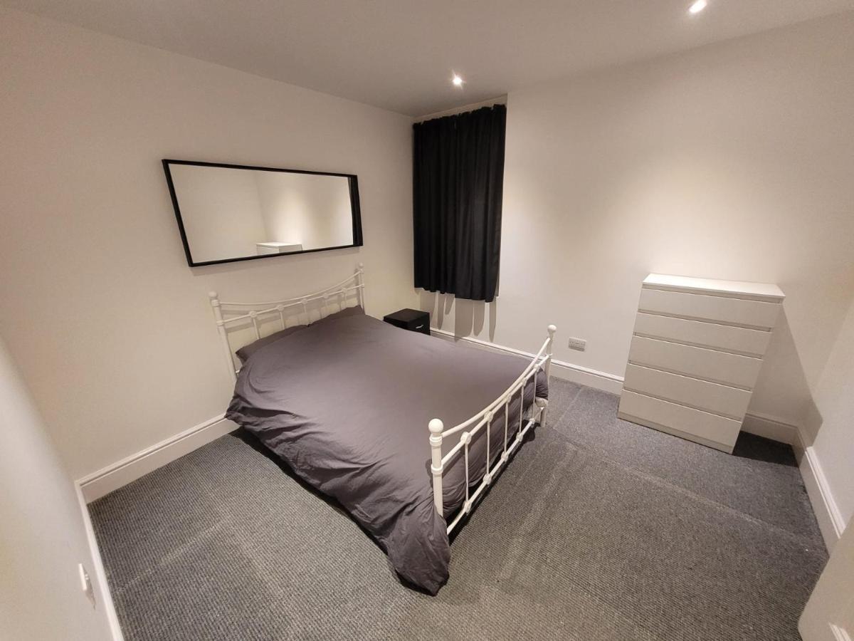 Spacious 2 Bedroom House In Central London With Garden Экстерьер фото