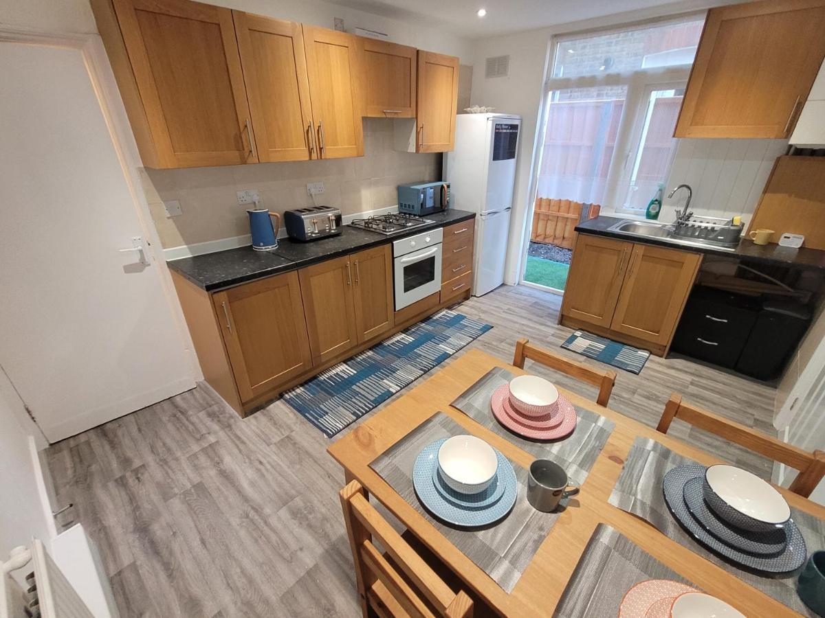 Spacious 2 Bedroom House In Central London With Garden Экстерьер фото