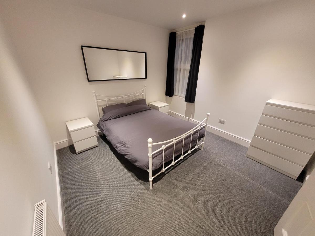 Spacious 2 Bedroom House In Central London With Garden Экстерьер фото